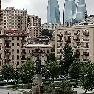  Апартаменты просторная, двухкомнатная ,с великолепным видом на город, расположенная в центре города
